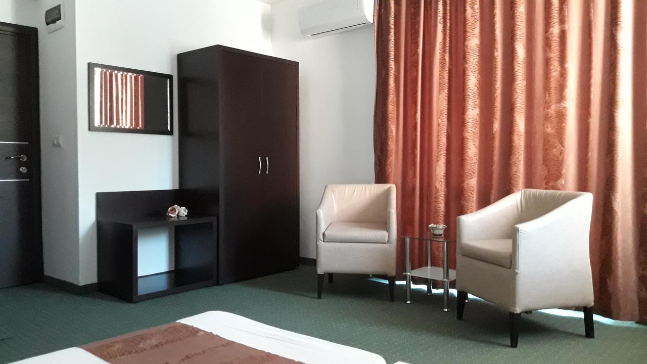 Family Нouse -Нotel Asai Ravda Buitenkant foto