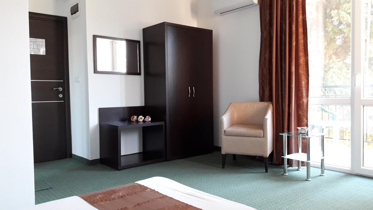 Family Нouse -Нotel Asai Ravda Buitenkant foto
