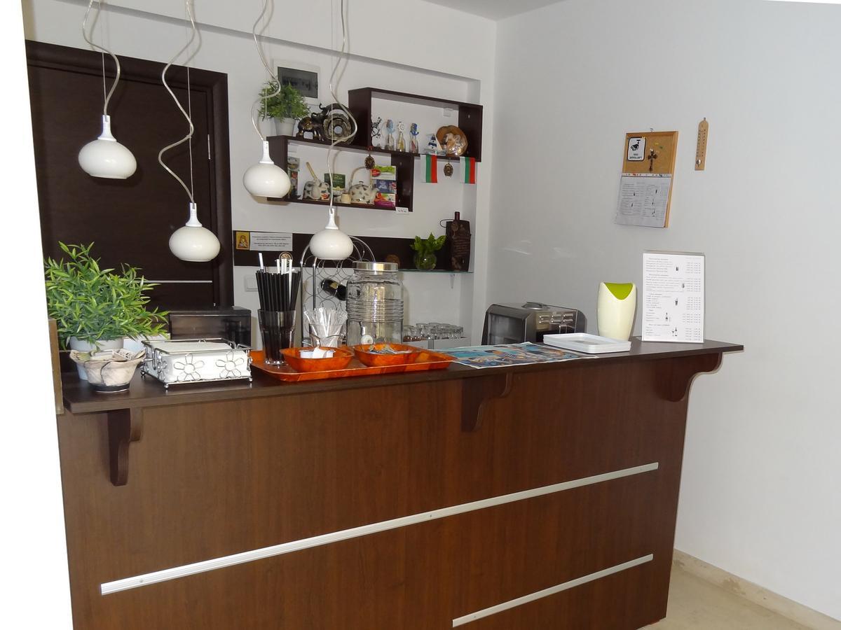 Family Нouse -Нotel Asai Ravda Buitenkant foto