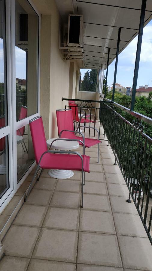 Family Нouse -Нotel Asai Ravda Buitenkant foto